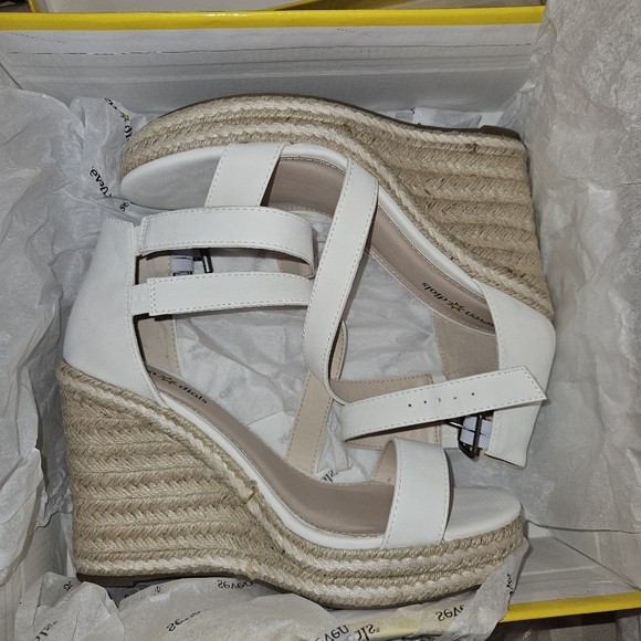 Seven dials sandals - Picture 2 of 5